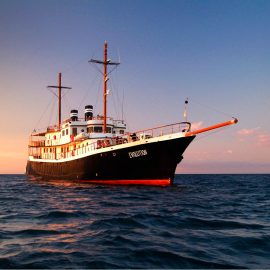 eden yacht galapagos